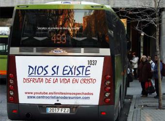 autobus_muestra_madrid_anuncio_contratado_evangelistas